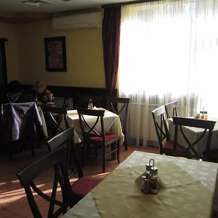 Germanea Hotel *