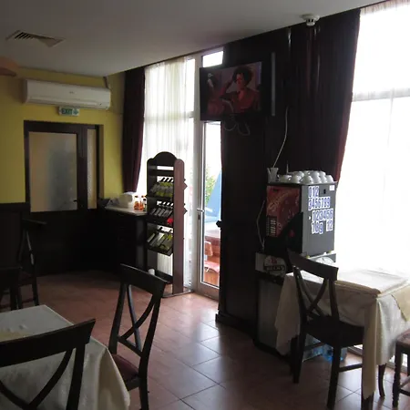 Germanea Hotel *